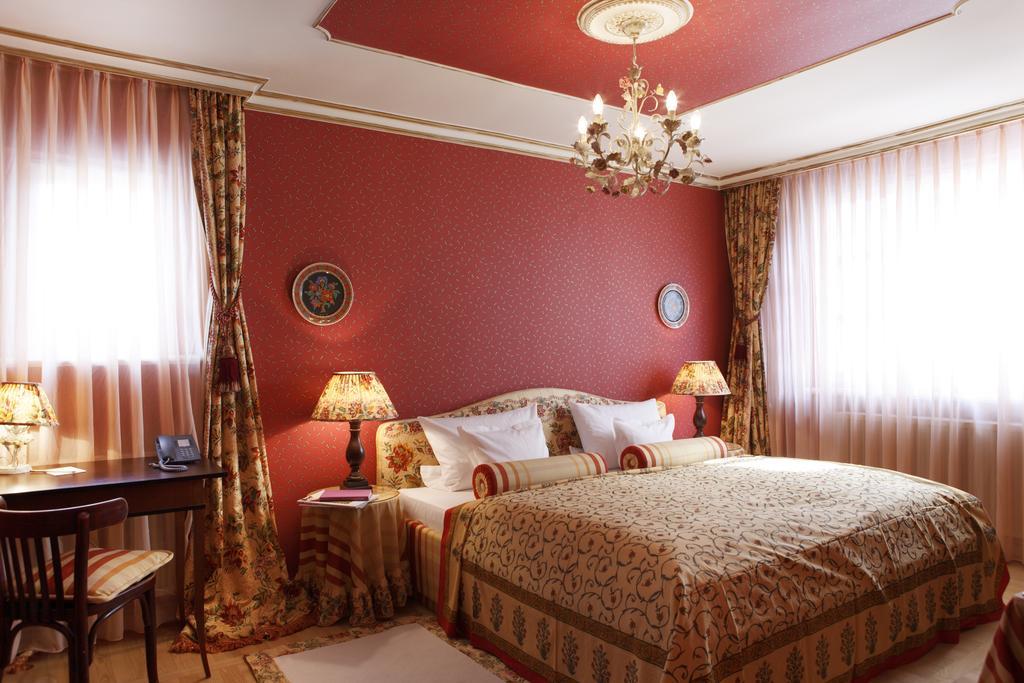 Hotel Goldener Anker Байройт Стая снимка