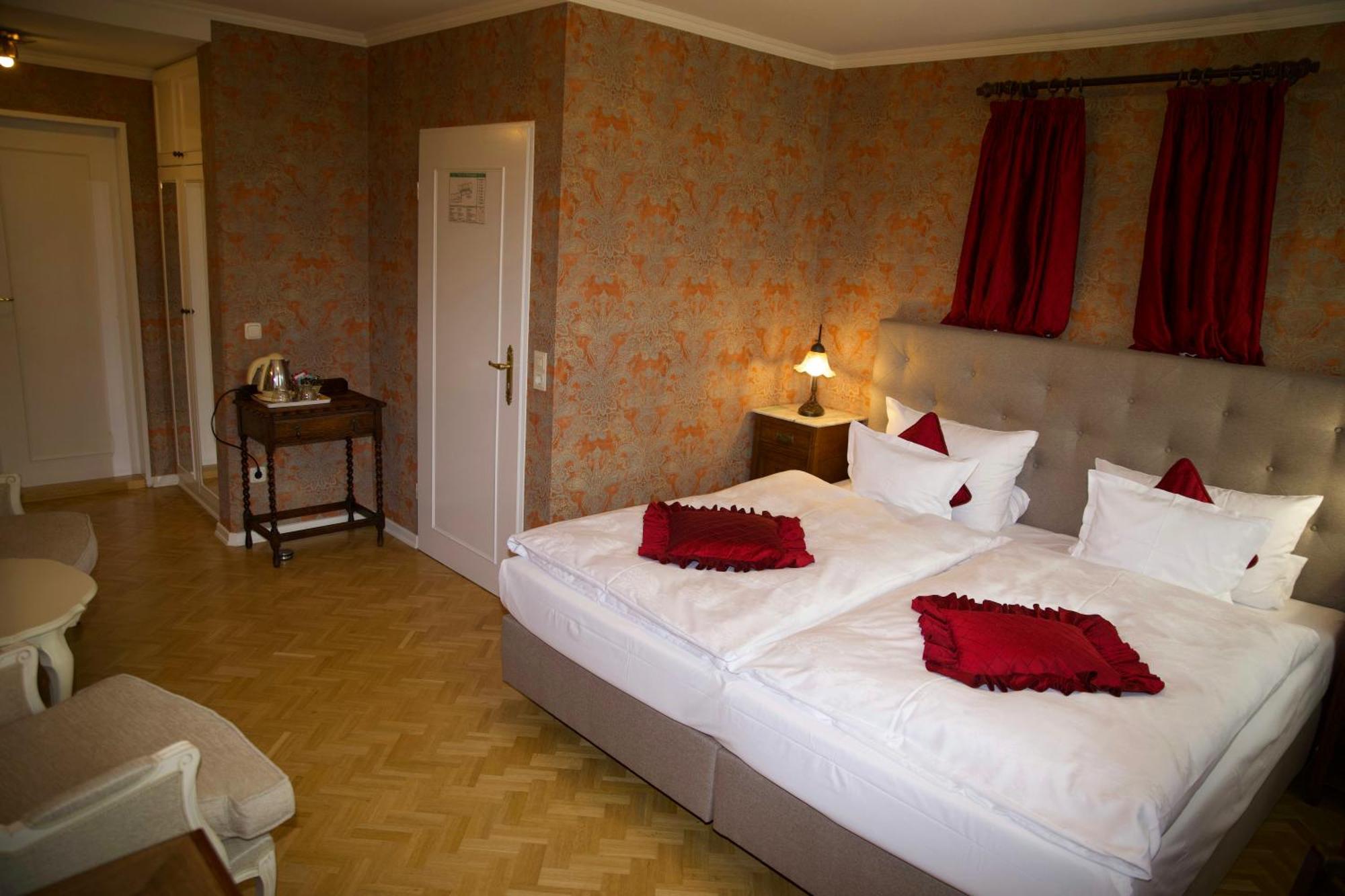 Hotel Goldener Anker Байройт Екстериор снимка